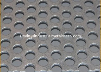 China Standard  8mm Pitch Stainless Steel Perforated Sheets Suppliers With  1219mm Width supplier
