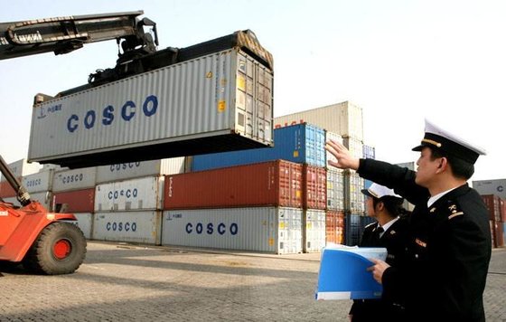 Guangzhou port logistics service for Korea food cosmetics supplier