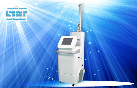 China Vertical Q Switched ND YAG Tattoo Removal Laser Machine With 7 Joint Metal Armed Handle supplier