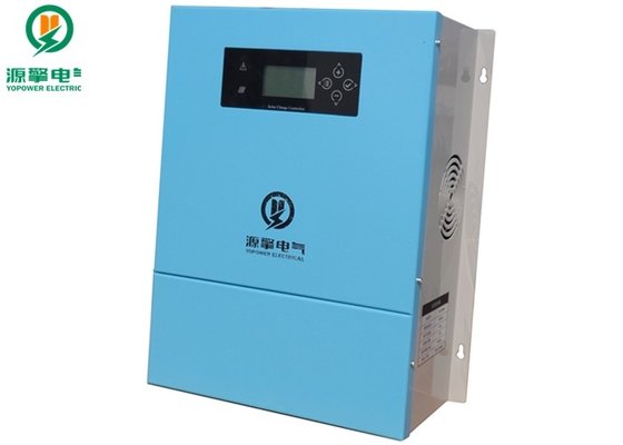 China Big Charging Current Off Grid Solar Charge Controller Fully Enclosed Duct Design supplier