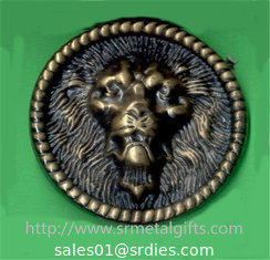 China custom oval metal belt buckle, vintage antique brass embossed lion head design, supplier