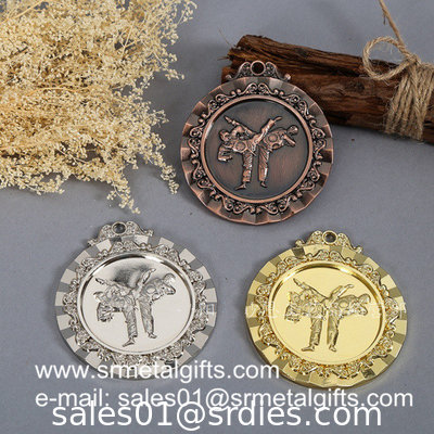 Relief metal medal with raised wolf head, personalized embossed metal medals, supplier