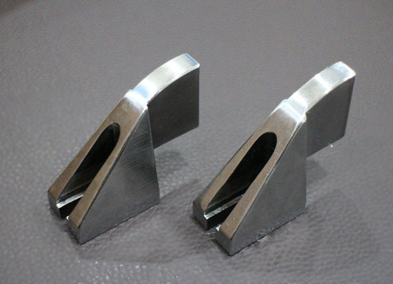 China Sliver Metal Frame CNC Rapid Prototyping Coupling Head For Auto Single Die supplier