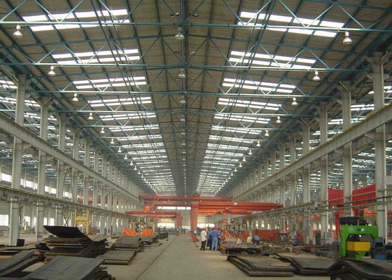 Wire Mesh Roof Steel Frame Warehouse , Welded Industrial Steel Buildings supplier