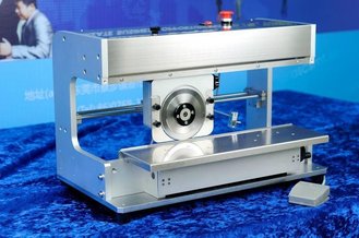 China PCB Separator With Automatic Conveyor Belt Circular Linear Blades PCB Cutting supplier