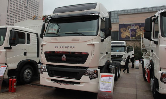 China 6x4 Howo A7 prime mover truck / camion tractor for pulling Container trailer in port supplier
