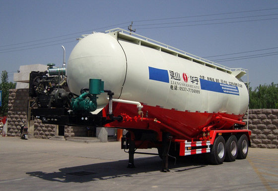 China Carbon Steel Stable Cement Bulk , Bulk Tank Truck With 3 Axles For Fly Ash supplier