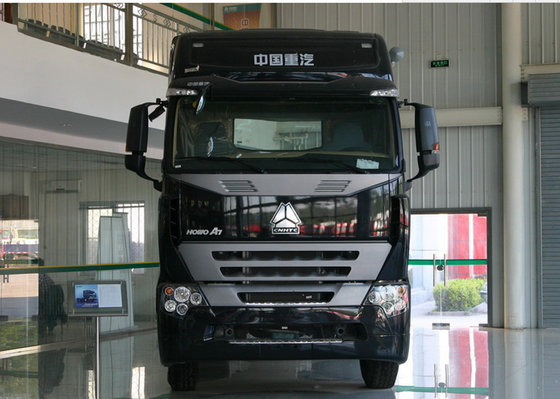 China Semi Truck Mover Sinotruk Howo Tractor Truck 6x4 Wheelbase 3225 + 1350mm supplier