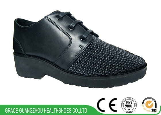 China Women's Therapeutic Genuine Leather Wide Diabetic Shoes Comfort Footwear Lace-up Shoes 8615784-1 supplier