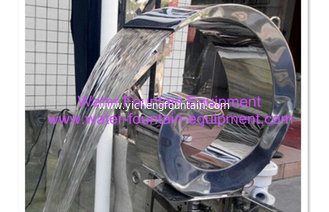 China Outdoor Water Feature Rrain Curtain Water Fountain Equipment For Pool supplier